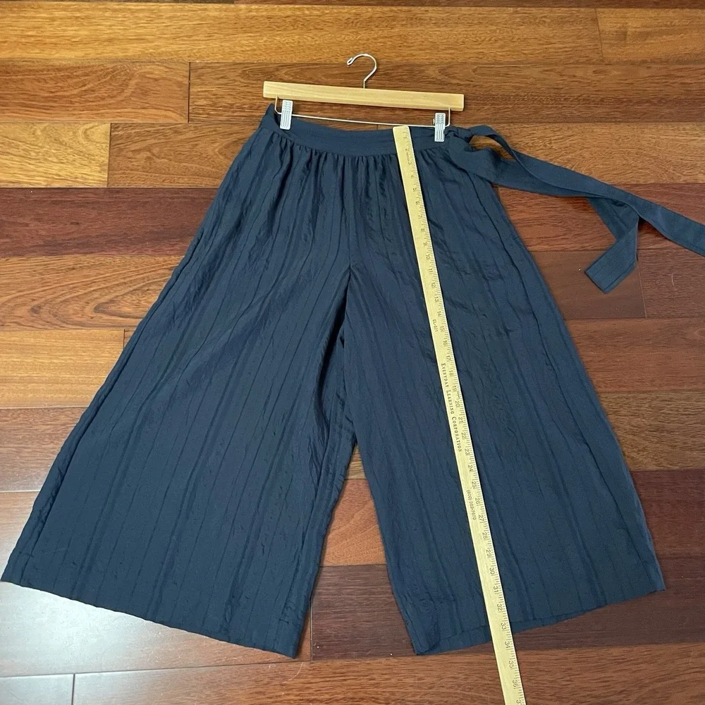 VINCE‎ Navy Pleated Side Tie Culottes Wide Leg Pants Hematite Blue Sz 4 $265 B37 - Picture 9 of 12